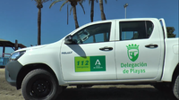 Playas presenta un nuevo vehículo todo terreno que agilizará las diversas actuaciones en todo el litoral de Vélez-Málaga